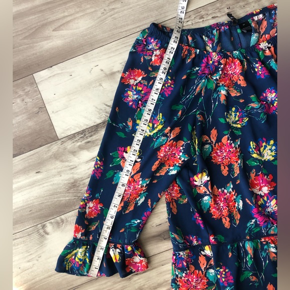 New Directions Curvy 3X Blue Off the Shoulder Floral Blouse - Picture 4 of 8